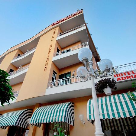 艾尔伯格阿德里安娜酒店 塞勒里古 外观 照片